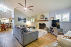 Walk to North Myrtle Beach Family-Friendly Home!